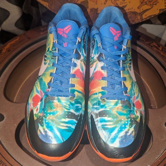 Nike Shoes - Picture 5 of 5